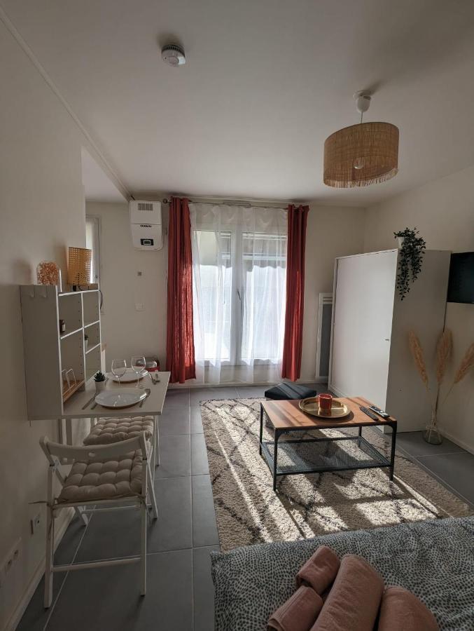 Studio Rambouillet, Parc & Foret Apartment ภายนอก รูปภาพ