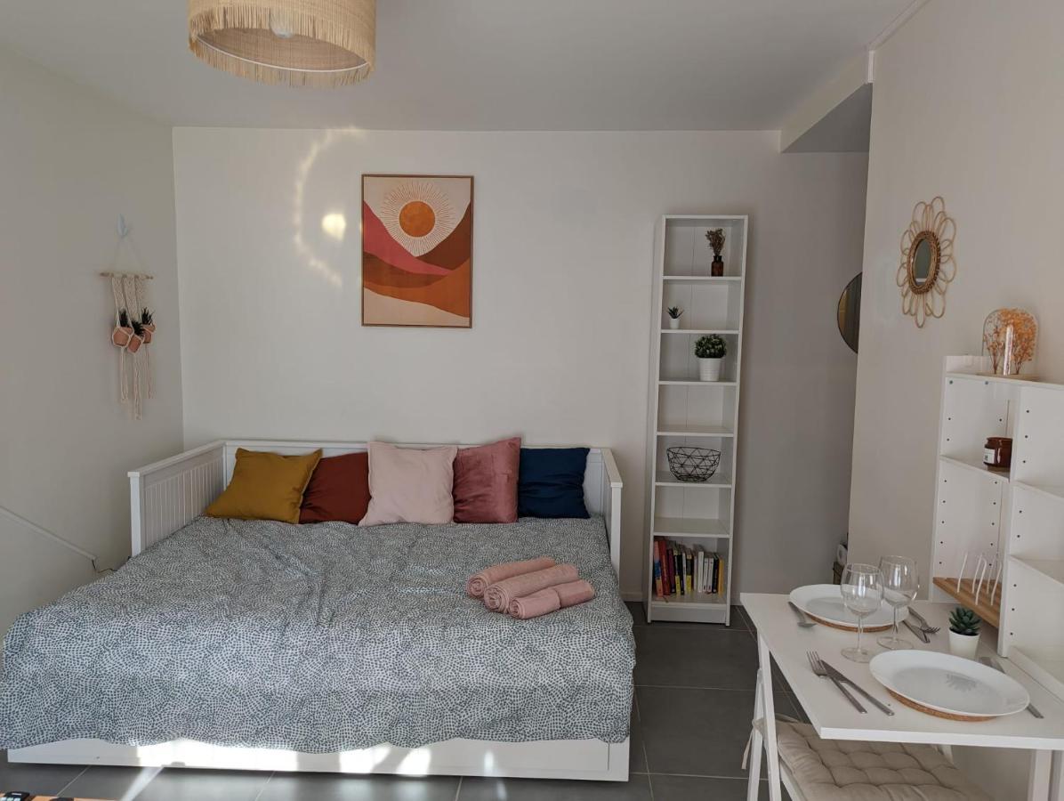 Studio Rambouillet, Parc & Foret Apartment ภายนอก รูปภาพ
